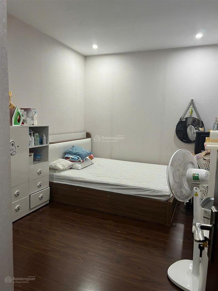 Chủ thiện chí bán căn 2pn 78m2 tầng 2x đẹp, view thoáng mát, full nội thất, sẵn slot ô tô, sổ sẵn