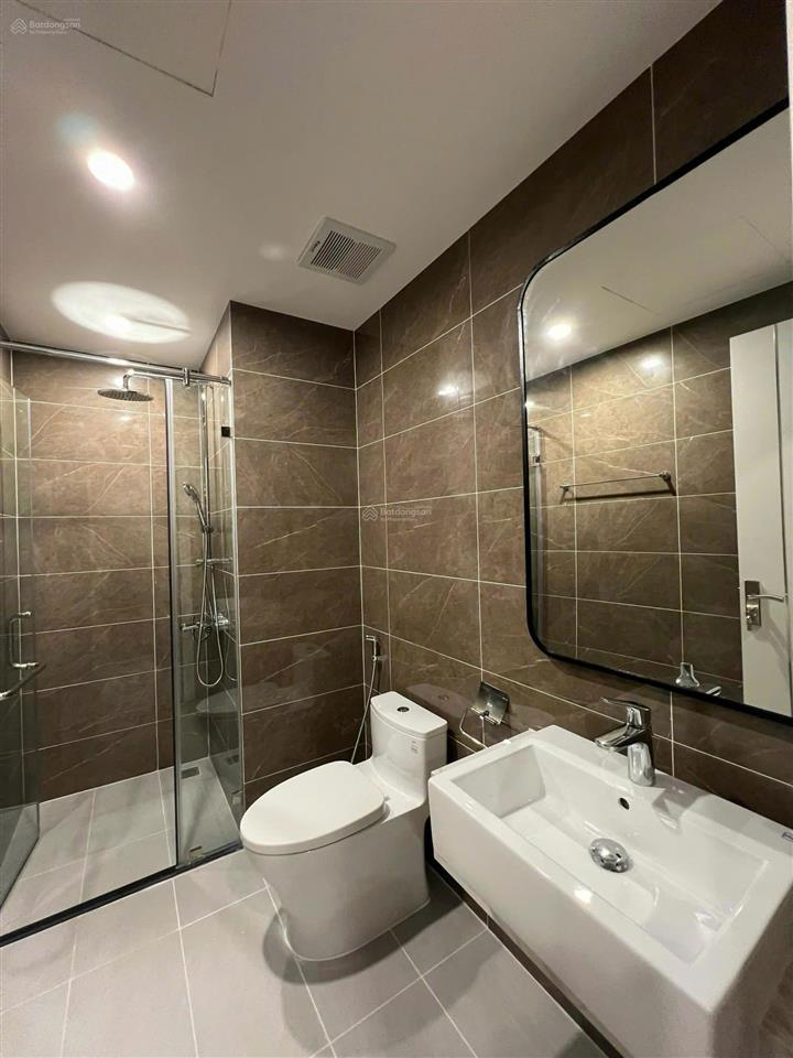Chủ * bán gấp căn 1n+ 48m2 mặt hồ toà i1 giá cực tốt chỉ 2,8x tỷ, hướng mát, nhà mới, sẵn sổ