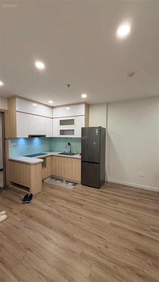 Giá cực tốt! căn 1n+ toà i5 full nội thất đẹp, view thoáng mát, cạnh nhà nổi, sổ đỏ sẵn, giá 2,8 tỷ