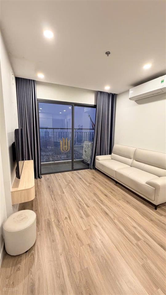 Giá cực tốt! căn 1n+ toà i5 full nội thất đẹp, view thoáng mát, cạnh nhà nổi, sổ đỏ sẵn, giá 2,8 tỷ