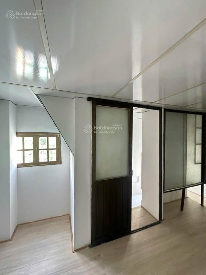 Cho thuê nhà riêng 60m2, 6 triệu vnd, 3pn, 2wc tại cách mạng tháng tám, p 11, q3, hcm