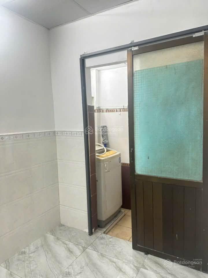 Cho thuê nhà riêng 60m2, 6 triệu vnd, 3pn, 2wc tại cách mạng tháng tám, p 11, q3, hcm