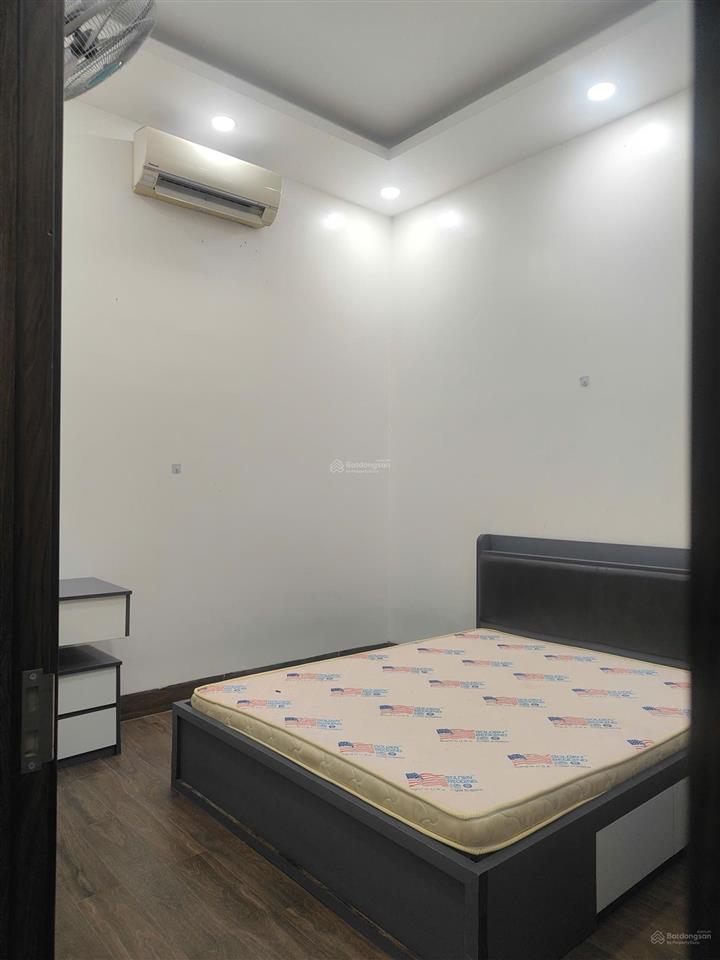 Cho thuê nhà phú tân,tp mới bình dương 
diện tích 5*30,4 phòng ngủ