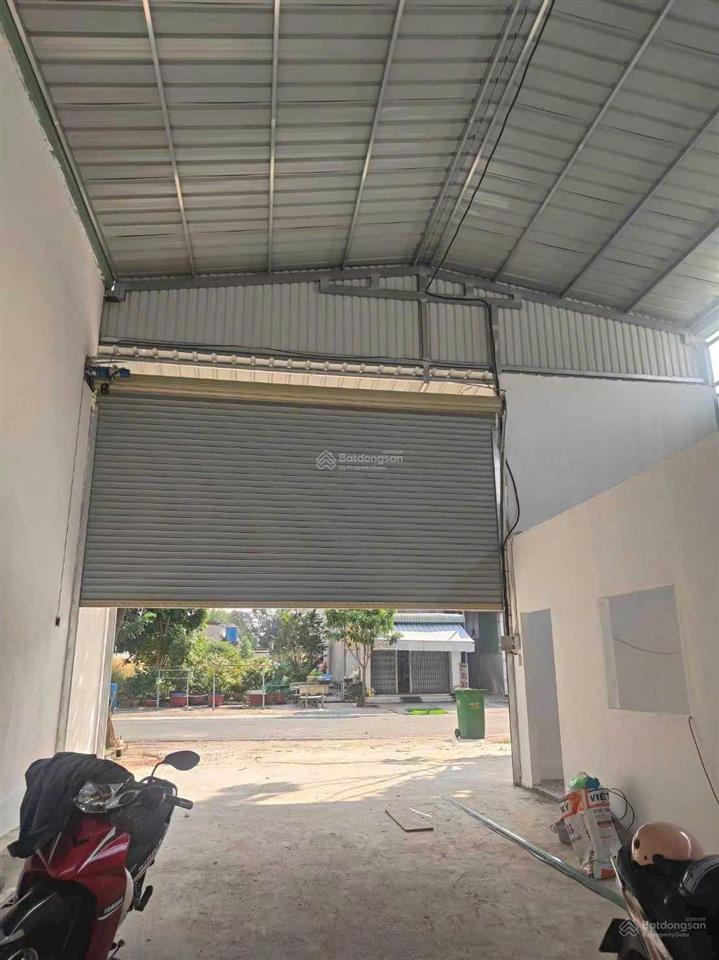 Cho thuê kho thành phố mới bình dương diện tích 270m2, có văn phòng