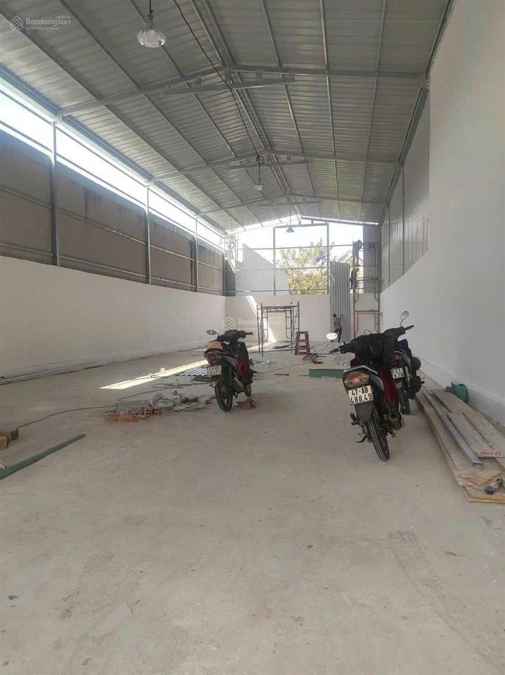 Cho thuê kho thành phố mới bình dương diện tích 270m2, có văn phòng