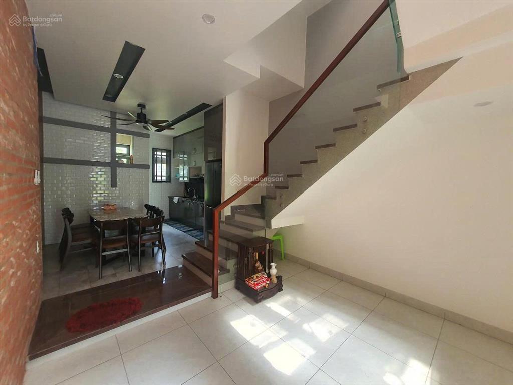 Cho thuê nhà kdc phúc đạt 1 trệt 2 lầu, 4*16m, 3pn, 1 phòng thờ, full nội thất