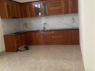 Cho thuê nhà tm dv phú mỹ 
diện tích 6*18,3 phòng ngủ,3wc