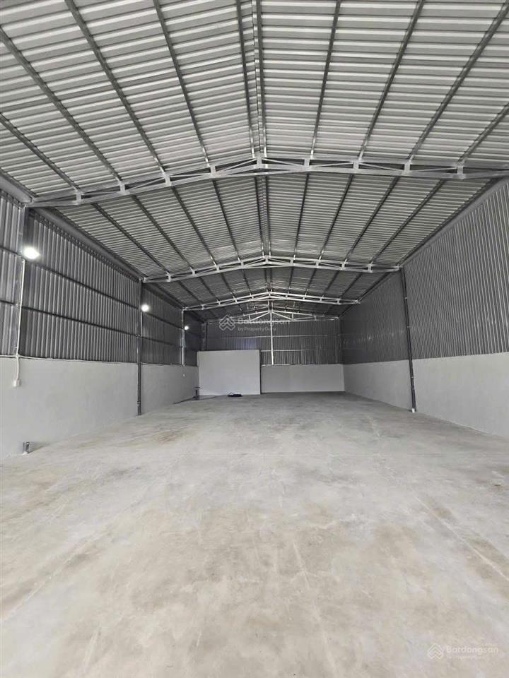 Cho thuê kho kết hợp mặt bằng trưng bày sản phẩm