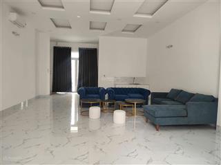 Cho thuê nhà tm dv phú mỹ 
diện tích 6*17,4 phòng ngủ full nội thất