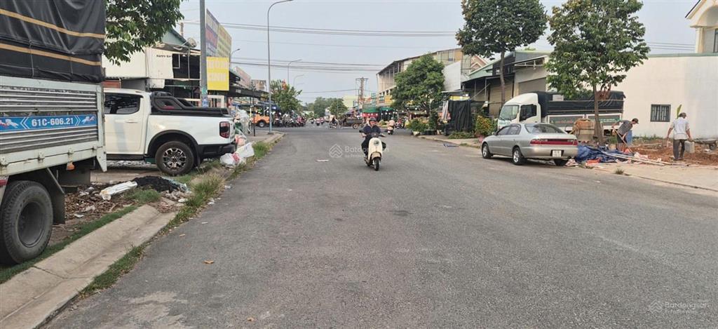 Cho thuê kho gần chợ vĩnh tân 
diện tích 300m