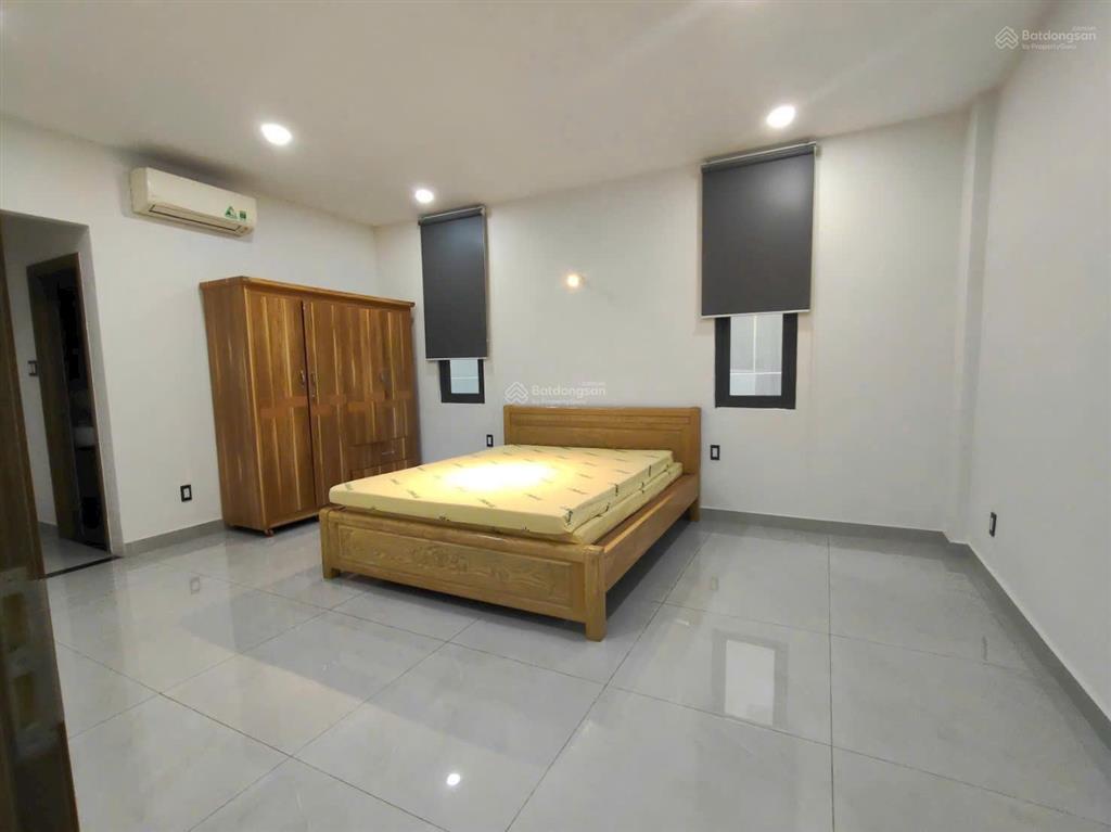 Cho thuê nhà tm dv mặt tiền đường phú mỹ 
dt 7*17,3 phòng ngủ,3wc