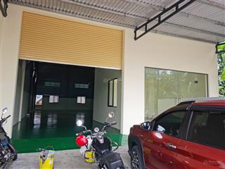 Cho thuê kho bến cát 
dt 300m, có 2 văn phòng