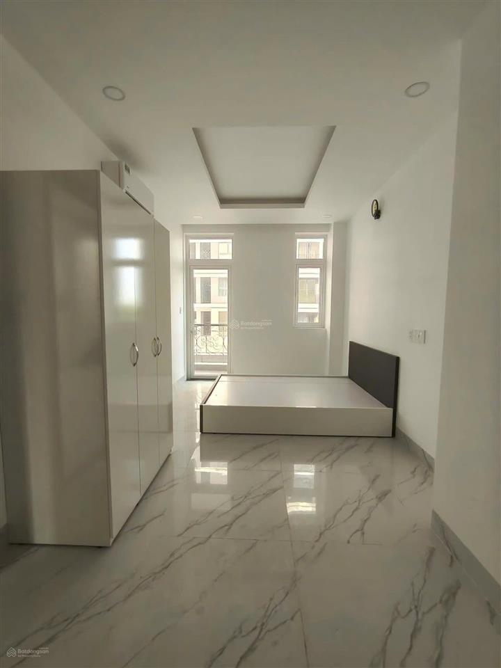 Cho thuê nhà tm dv phú mỹ 
6*17 4pn,4wc