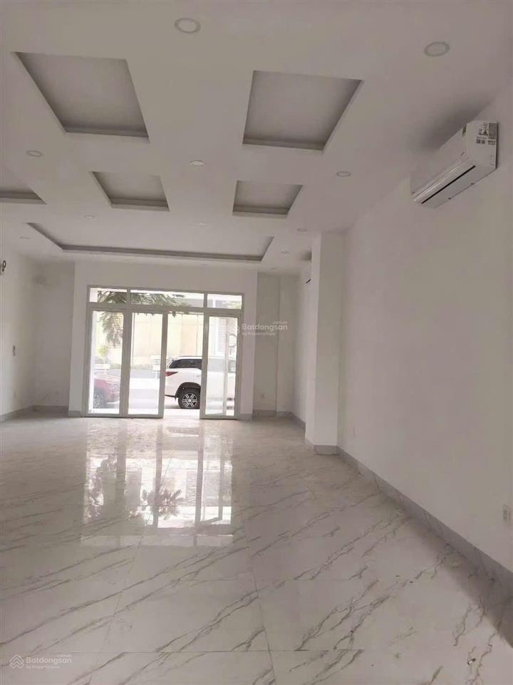 Cho thuê nhà tm dv phú mỹ 
6*17 4pn,4wc