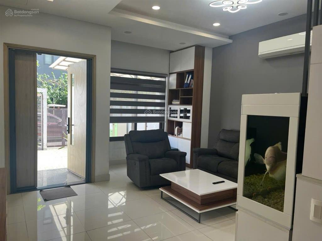 Cho thuê nhà phố haruka 5pn 6wc