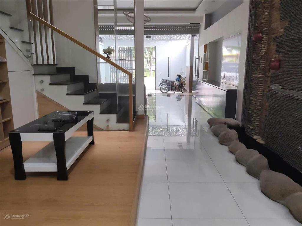 Cho thuê nhà khu dân cư hiệp thành 3 
diện tích 5*20