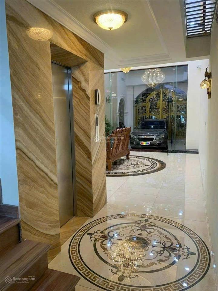 Cho thuê nhà gần trường nguyễn khuyến, phú chánh b
1 trệt 1 lửng 3 lầu