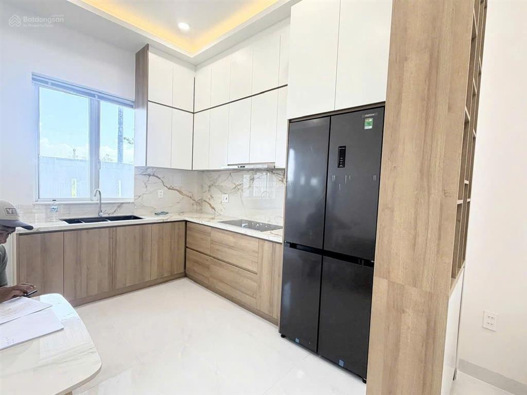 Cho thuê nhà phố sun casa 1 diện tích 5*18m, 3 phòng ngủ, 3wc