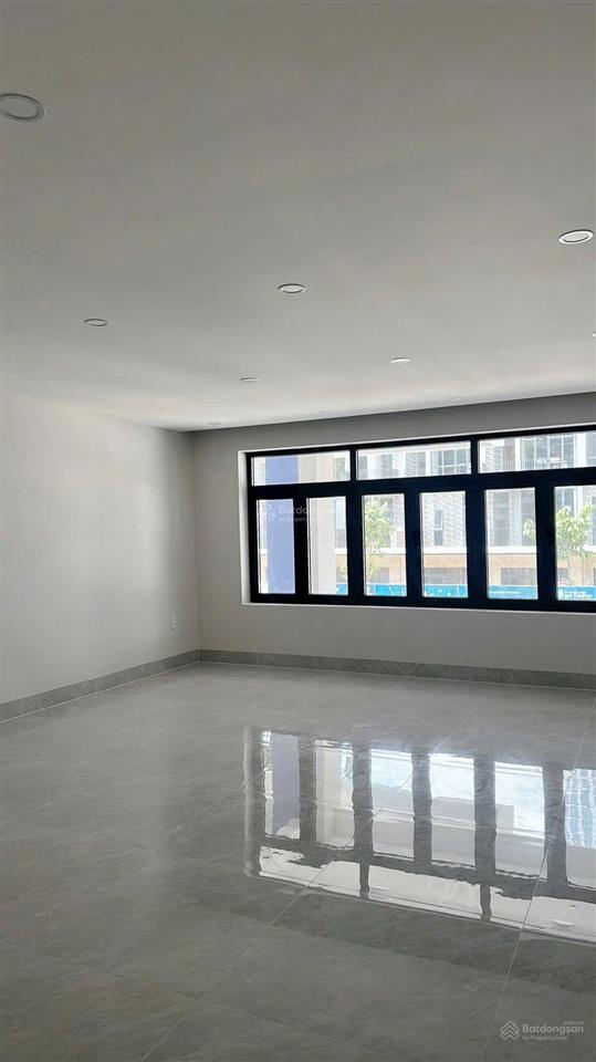Cho thuê nhà mặt tiền an dương vương 5*20m, 8 phòng ngủ