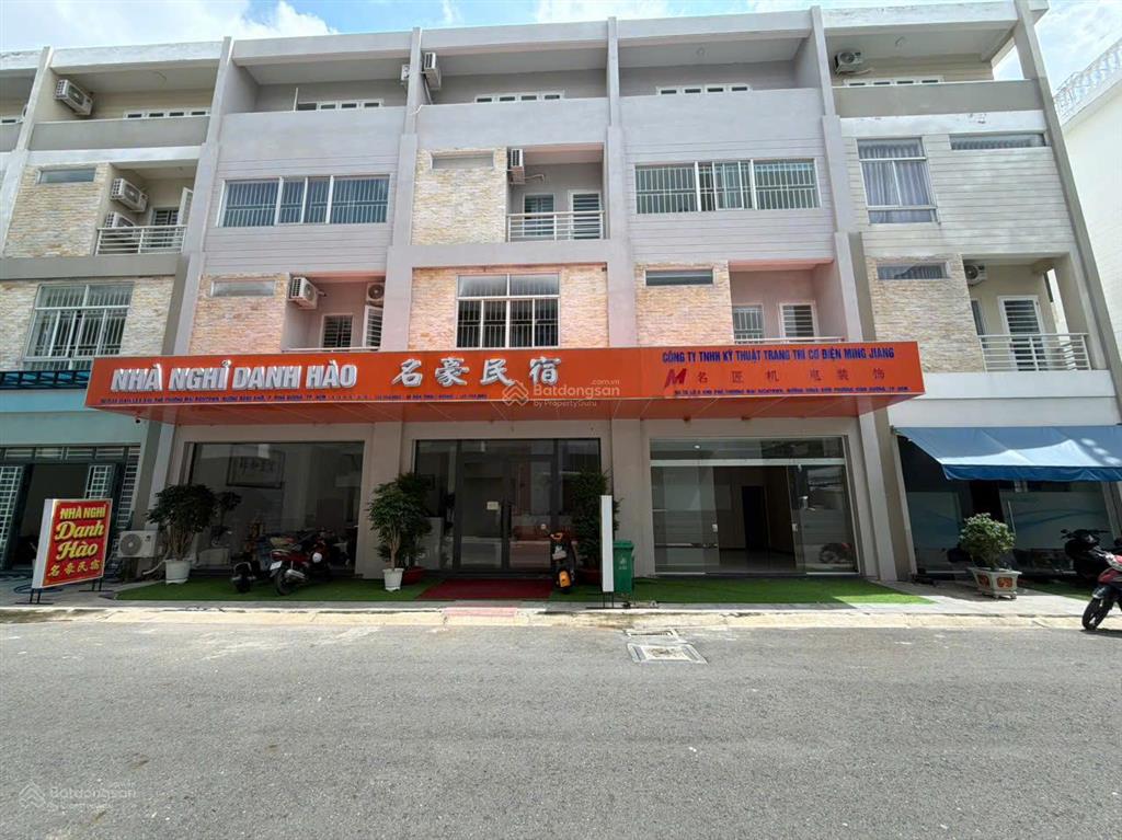 Cho thuê nhà 4 tầng tp mới  khu china town