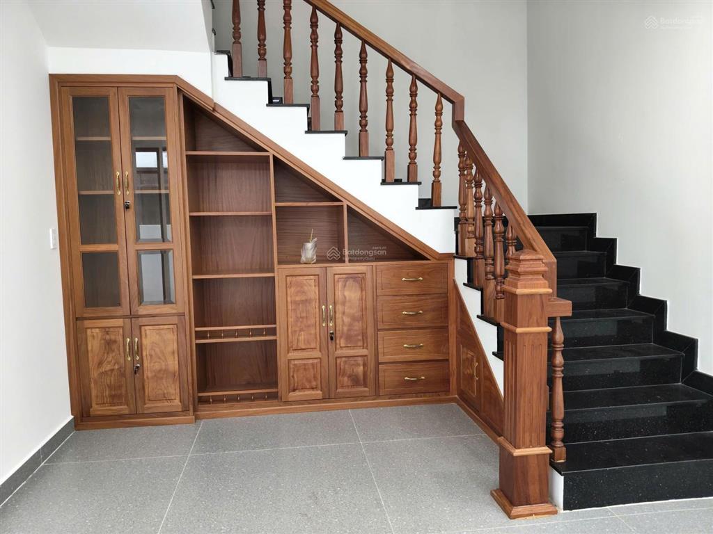Cho thuê mặt tiền shophouse đối diện chung cư the ten