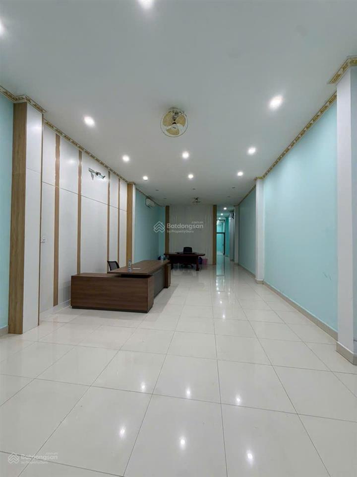 Cho thuê nhà mặt tiền đường võ văn kiệt  tpm