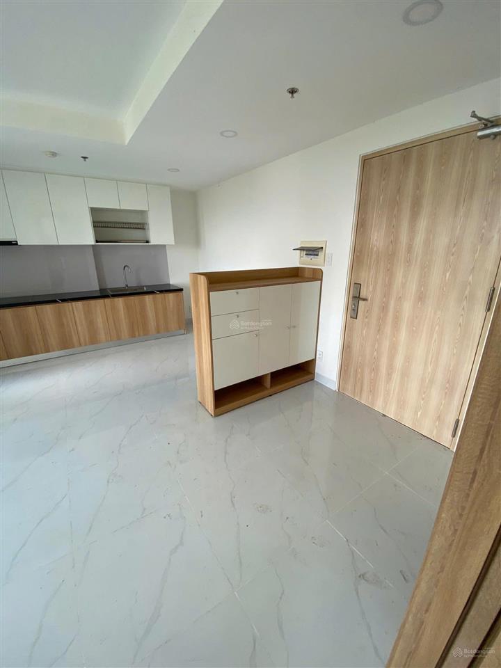 Cho thuê chung cư phú mỹ c2
diện tích 44m 1pn 1wc full nội thất