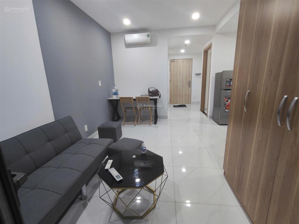 Cho thuê chung cư phú mỹ c2
diện tích 60m 2pn 1wc