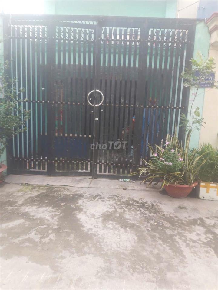 Bán Nhà Cấp 4 hẽm xe hơi , 2 mặt tiền