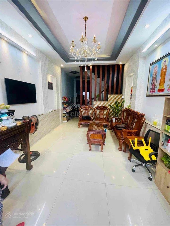 Bán nhà hẻm nhựa 6m nguyễn hữu tiến, dt 4mx20m, đúc 3.5 tấm, nhà mới, kdc thân thiện, an ninh