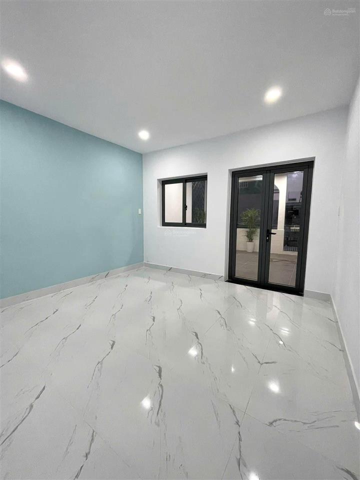 Bán nhà hxh 1/6m hương lộ 3, dt 4mx17m, 3 lầu, 5pn, cách aeon mall 300m, khu dân cư hiện hữu