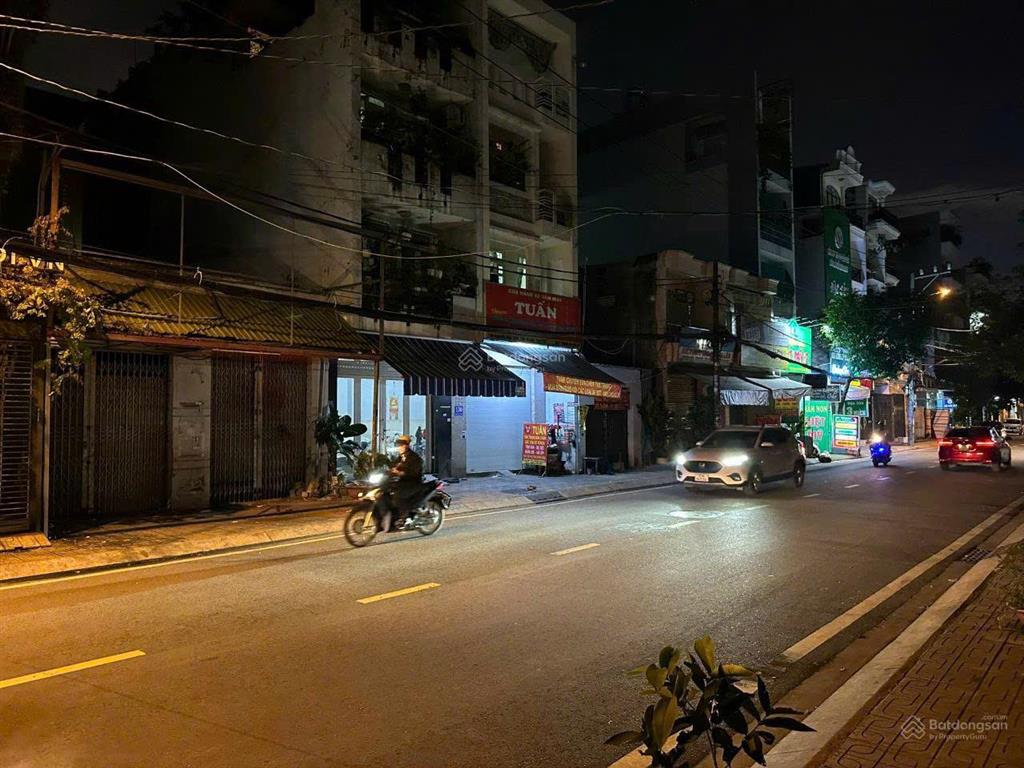 Bán nhà mặt tiền đường nguyễn hữu tiến, dt 6mx27m, đúc 1 tấm, khu buôn bán sầm uất