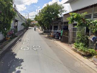 Bán nhà mặt tiền đường tiền lân 13, dt 8mx25m, nhà cấp 4, gần ql1a, xe công chạy ngày đêm