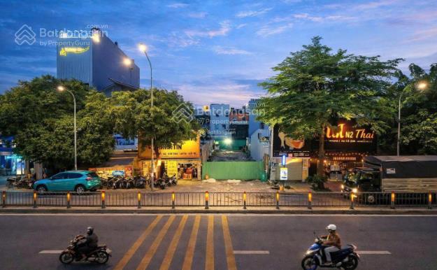Bán nhà mặt tiền đường tây thạnh, dt 7,2mx30m, nhà cấp 4, phù hợp xây cao ốc, ngân hàng