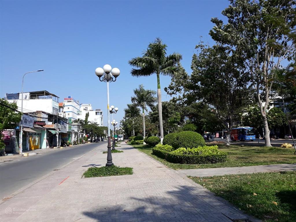 Bán nhà hẻm 1/ lưu chí hiếu, dt 6m x 11m, đúc 3.5 tấm, gần công viên, trường đh công thương