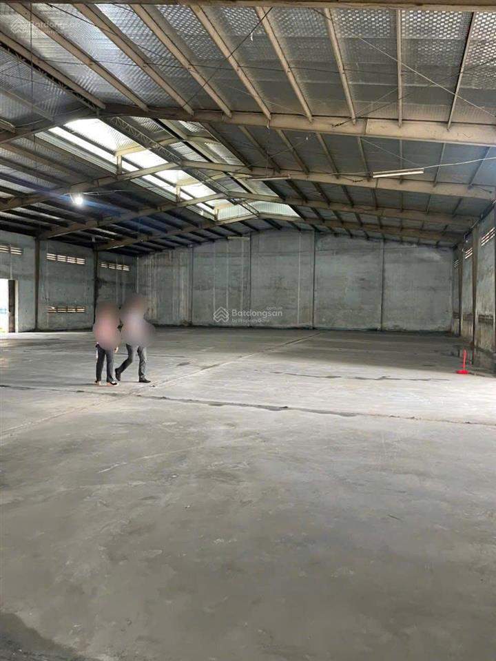 Cho thuê nhà mặt tiền đường dương văn dương, dt 15x37m (550m2) như hình