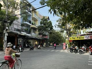 Bán nhà mặt tiền đường t6, diện tích 8mx20m, cấp 4, đường kinh doanh, buôn bán nhộn nhịp