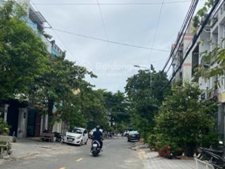 Bán nhà mặt tiền đường s3, phường tây thạnh, dt 10mx20m, 2 lầu, sân thượng, gần trường, công viên