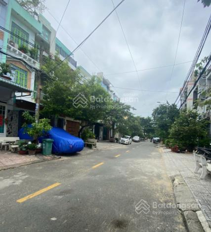 Bán nhà mặt tiền đường s3, phường tây thạnh, dt 10mx20m, 2 lầu, sân thượng, gần trường, công viên