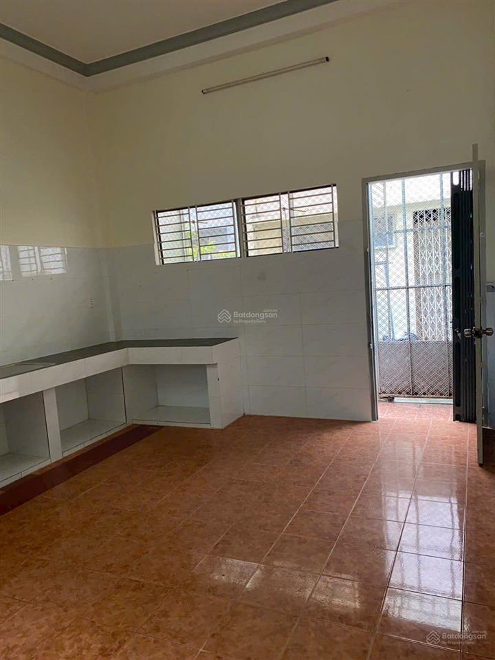 Bán nhà mặt tiền đường số kdc bình hưng kế bx q 8. dt 4x16. giá 7ty250 đường ô tô xe tải 2 chiều