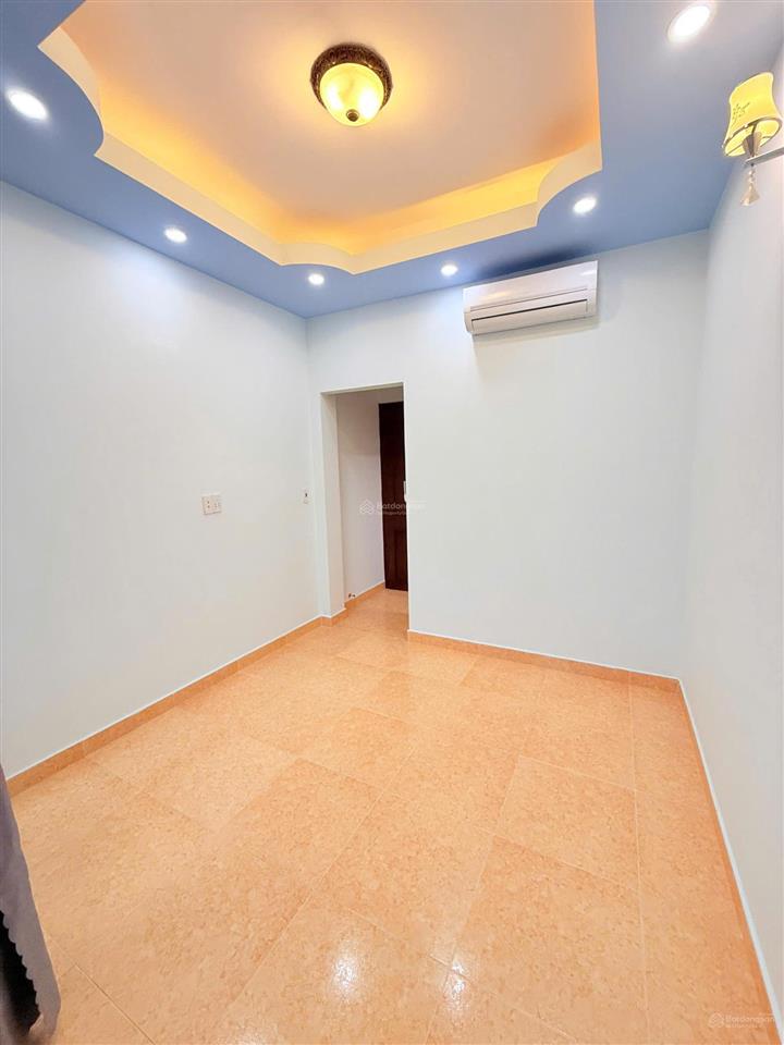 Nhà 376/106 nguyễn đình chiểu  23m2  1t,1 lửng, 3l, st  6.5 tỷ tl