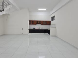 Nhà 1 trệt 1 lầu cho thuê tại kdc lê thành, 10 triệu, 134m2, 3pn, 2wc, nội thất cơ bản, hàng hiếm!