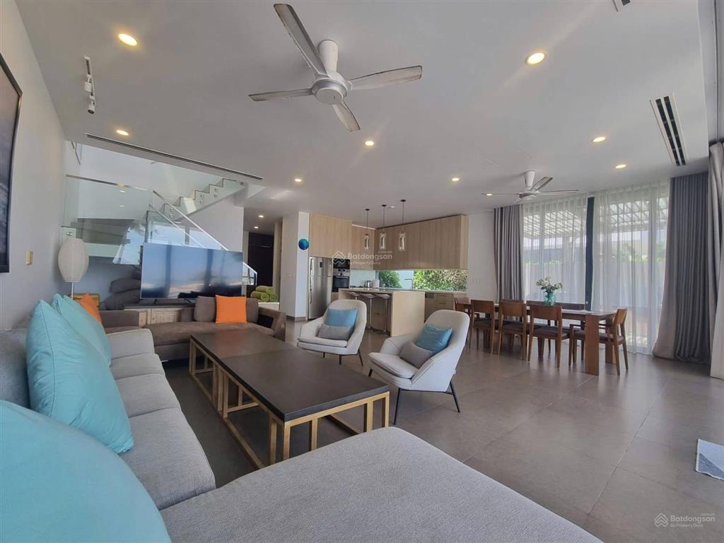 Chính chủ bán villa mặt biển hồ tràm, 1 trệt 1 lầu 4pn ,có nội thất, chỉ 45 tỷ giá tốt nhất ho tram