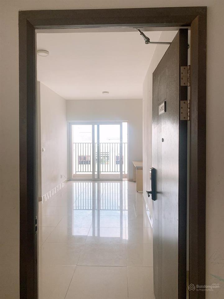 Bán căn hộ 68m2 2pn 2wc 2.3 tỷ.  thủy 0857 394 ***