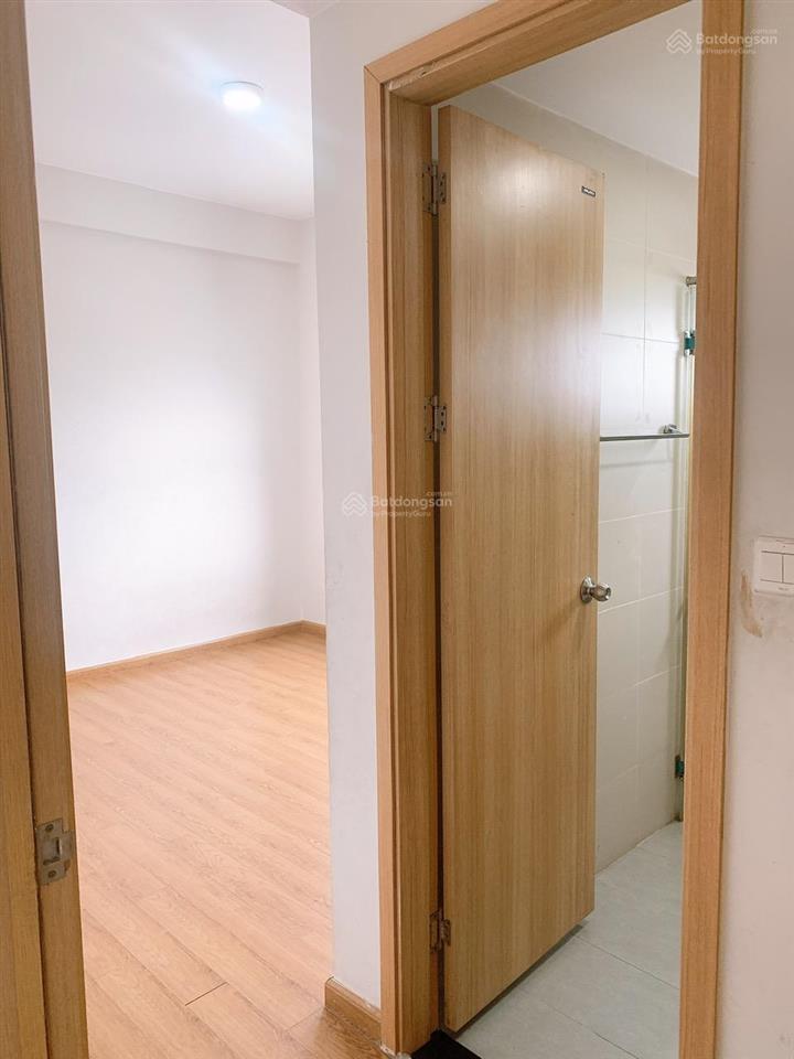 Bán căn hộ 68m2 2pn 2wc 2.3 tỷ.  thủy 0857 394 ***