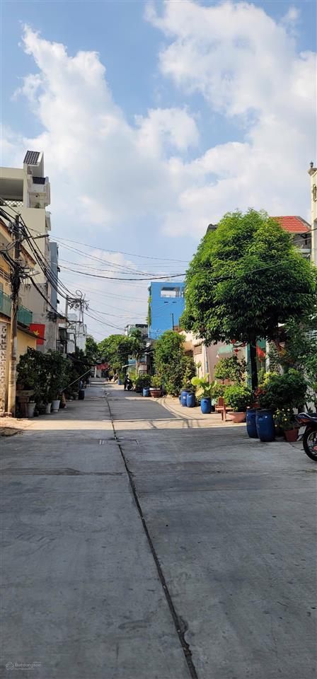 Nhà hẻm một sẹc thông 8m, đường lê văn quới, diện tích 6x16m, 1 trệt 1 lầu