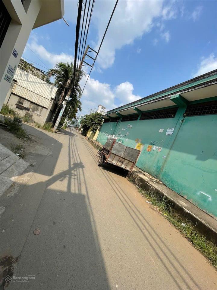 Bán lô đất hẻm thông một xẹt 6m đường hương lộ 2, 4x18m xây dựng đủ