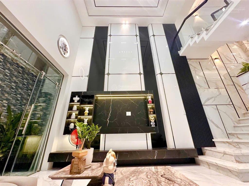 Nhà hẻm một xẹt 6m đường lê văn quới, 4x14m, đúc 4,5 tấm, nội thất cao cấp