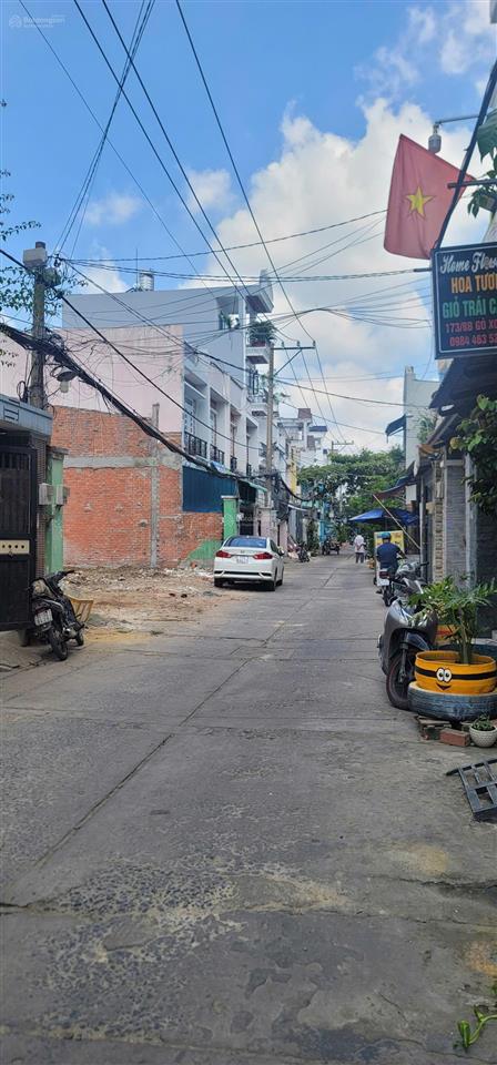 Nhà hẻm thông một sẹc 8m đường gò xoài, 7,8x15m, đang chia 2 căn cho thuê