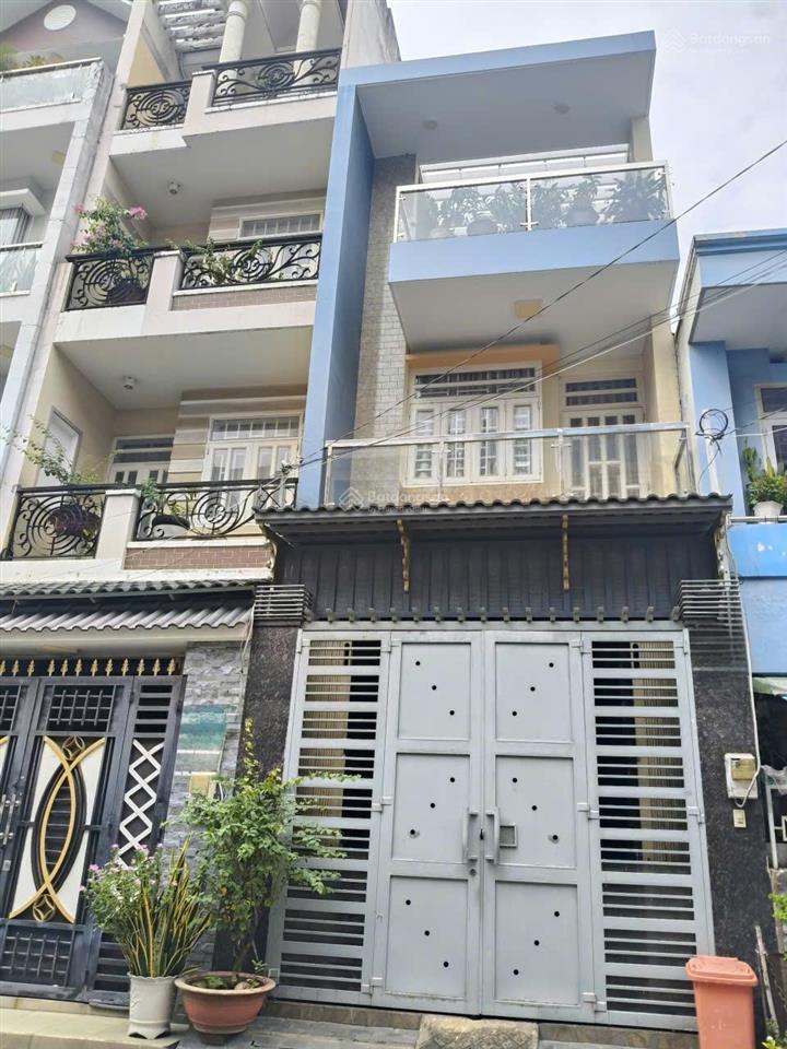 Nhà mặt tiền kinh doanh gần đường lê văn quới, 4x17m, đúc 3,5 tấm, nội thất cao cấp